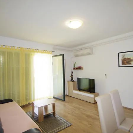 Apartment Drago, *